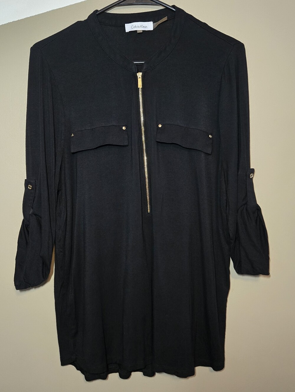 Calvin Klein Women's Black Gold Zip Neck Roll Tab Sleeve Tunic Top Size Large